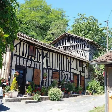 Superb Contemporary 3 Bed Villa *