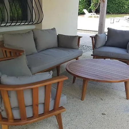 Villa Superb Contemporary 3 Bed *