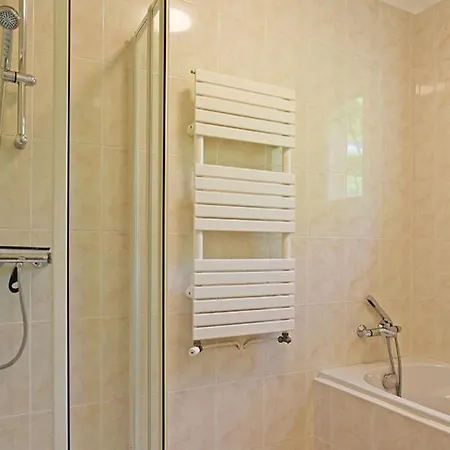 Villa Superb Contemporary 3 Bed *