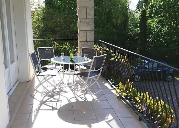 Superb Contemporary 3 Bed Villa *