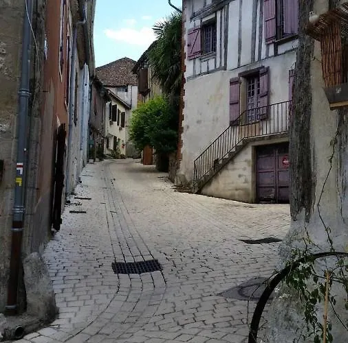 Superb Contemporary 3 Bed Villa *