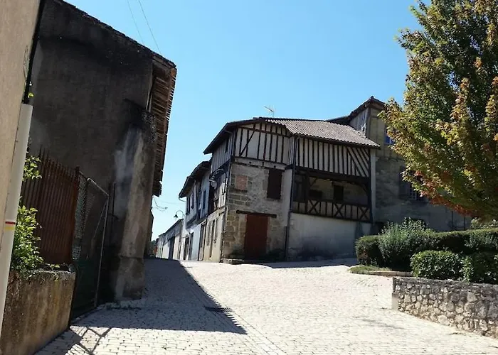 Superb Contemporary 3 Bed *