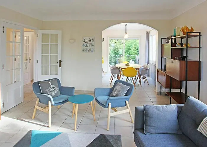 Superb Contemporary 3 Bed Villa